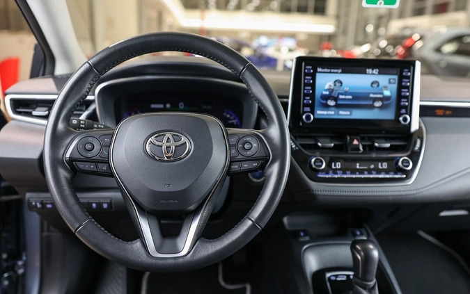 Toyota Corolla cena 99850 przebieg: 74379, rok produkcji 2021 z Kazimierz Dolny małe 596